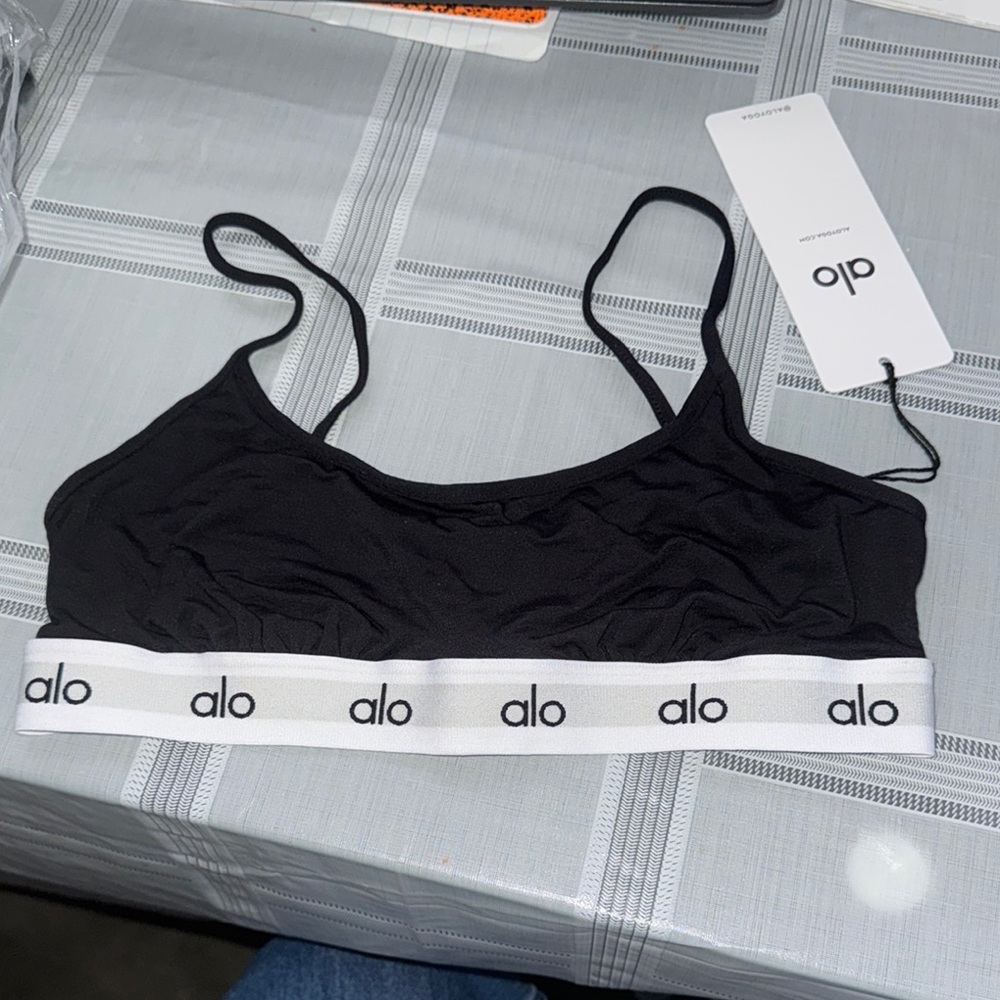 Alo Black Sports Bra